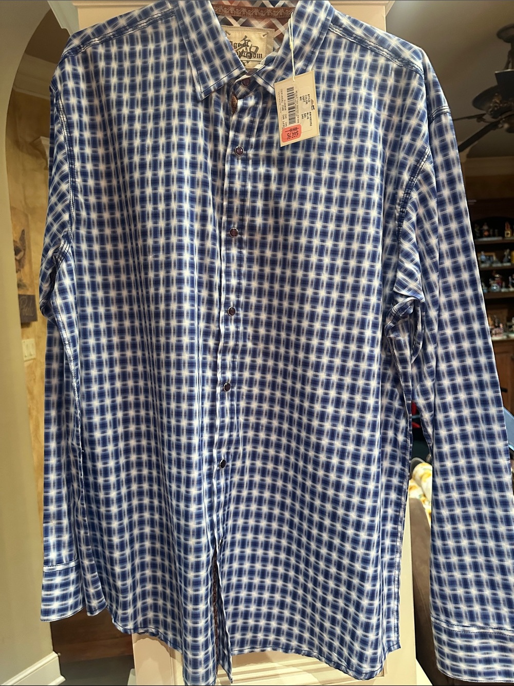 Age of Wisdom Long Sleeve button up Men’s white w/ royal blue pattern shirt  XL